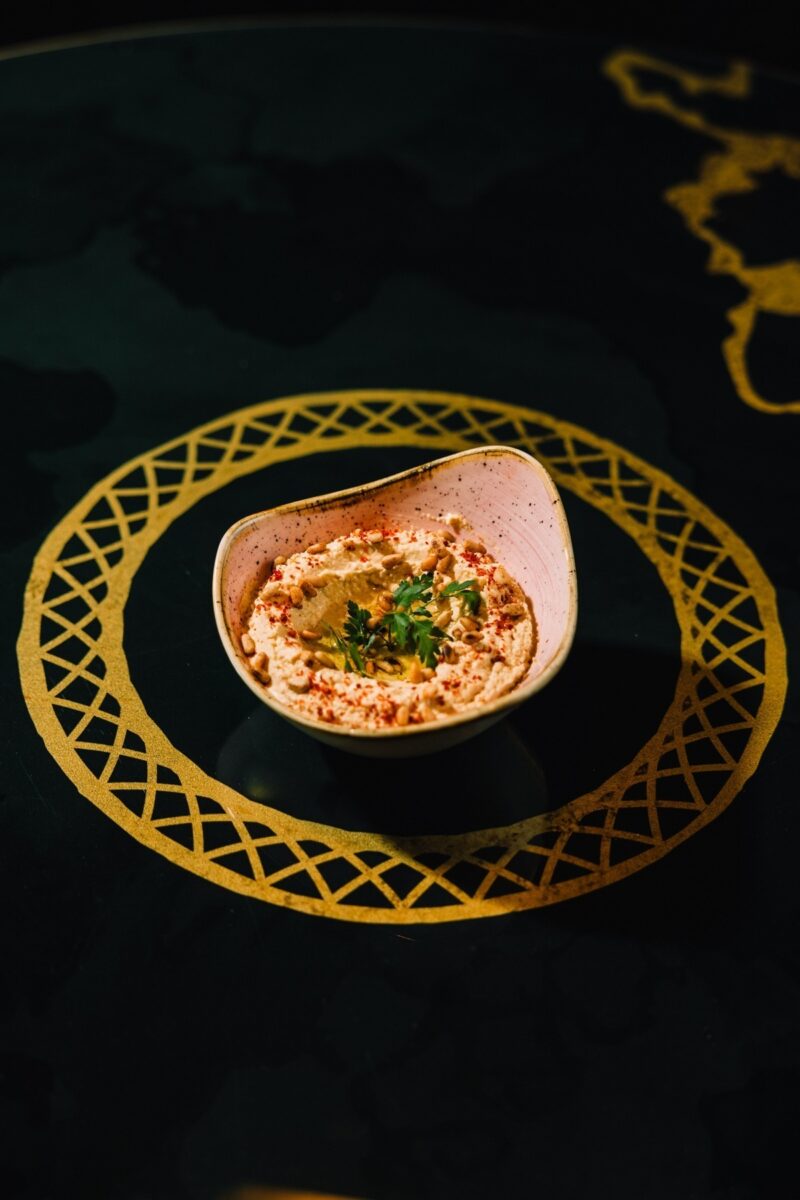 Poyal Hummus Mezze (V)